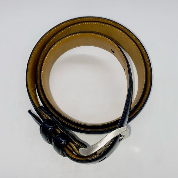 Coated Leather Belt in Black w/ Silvertone Buckle 1.25 Inches Wide Size 42 - Picture 4 of 9